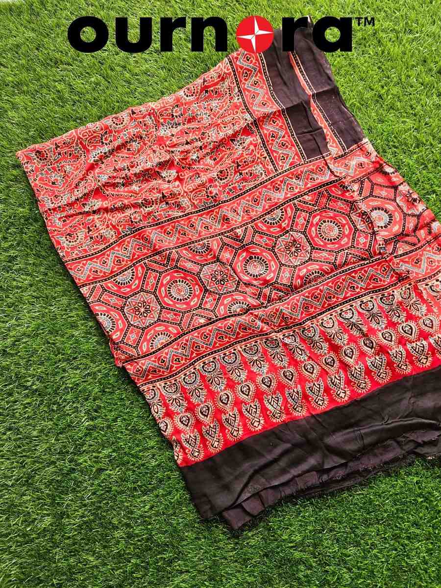 O22C001 - MODAL SILK SALWAR