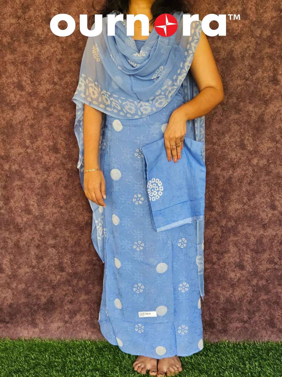 022K001 - VISCOSE GEORGETTE SALWAR SUIT
